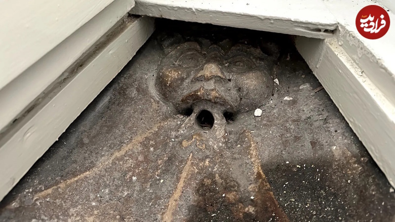 کشف چهره 600ساله «بچه‌جن» در توالت یک خانه