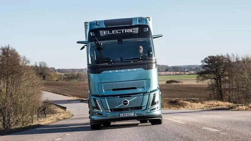 unveiling-of-the-Volvo-FH-Electric-5