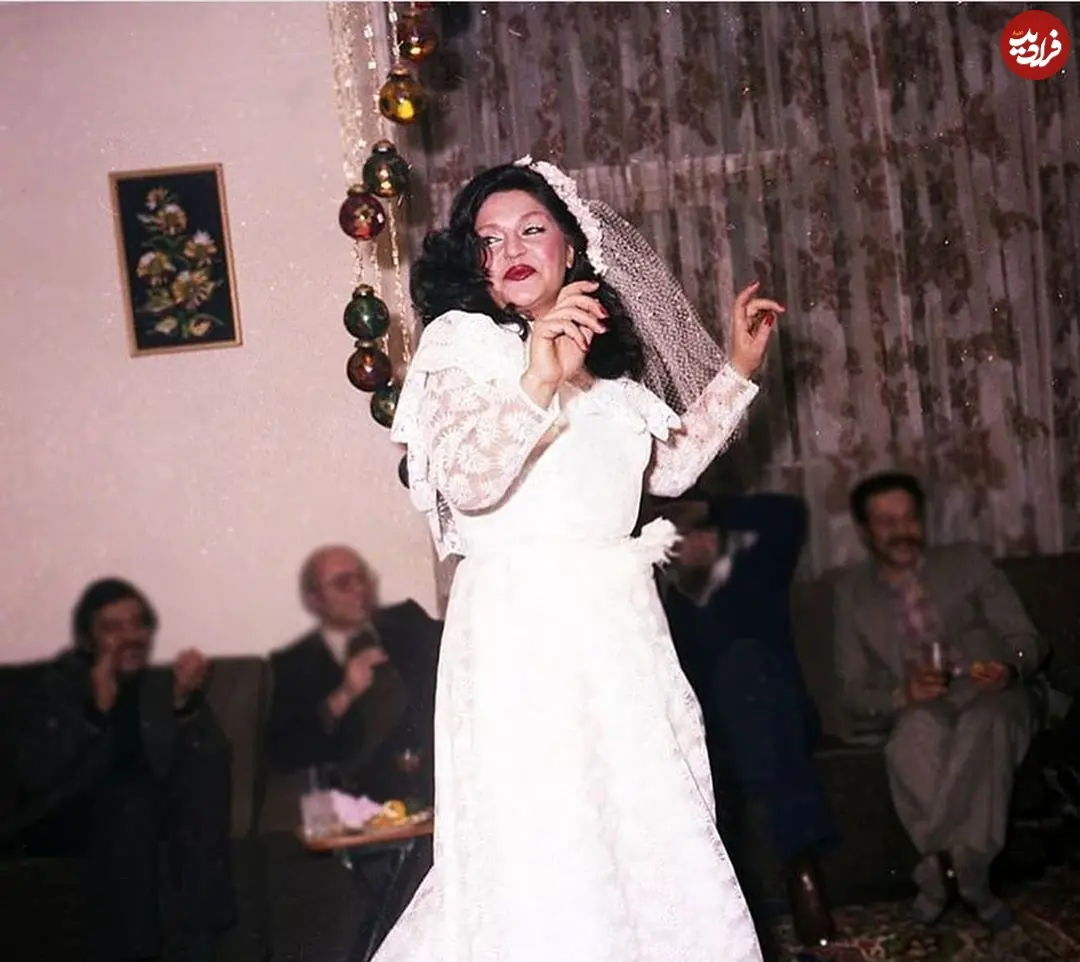 عکس؛ سفر در زمان؛ «شهناز تهرانی» در مراسم عروسی اش با جمشید ورزنده؛ سال 1354