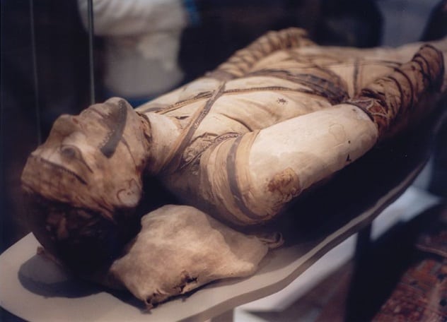 5_Egyptian-mummy