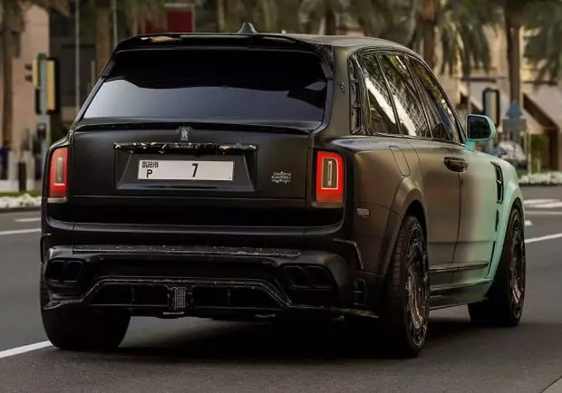 Mansory-Rolls-Royce-Cullinan-Rear-620x434_1_11zon