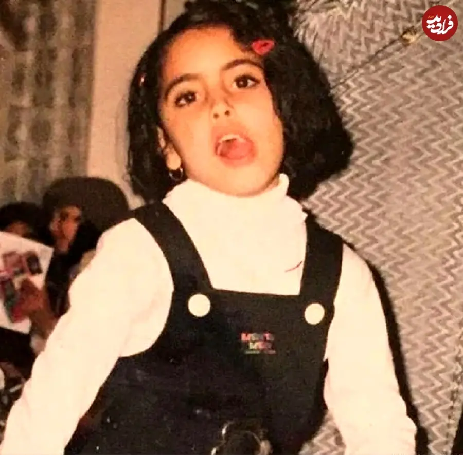 ساناز-طاری-عکس