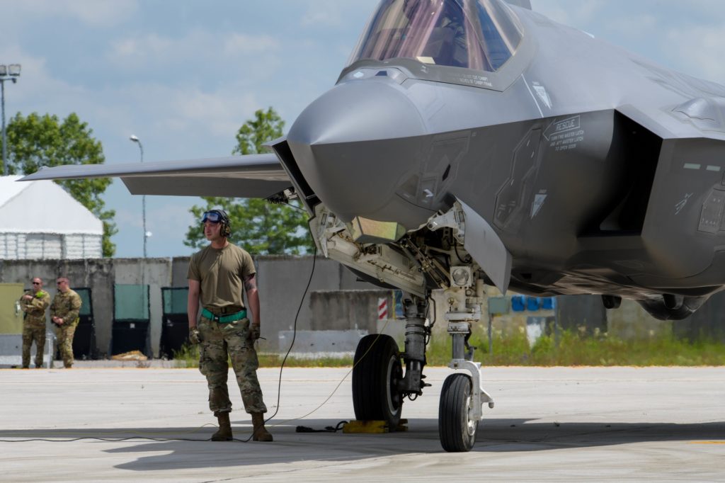 Italian_F35_Aviano-1024x682-1