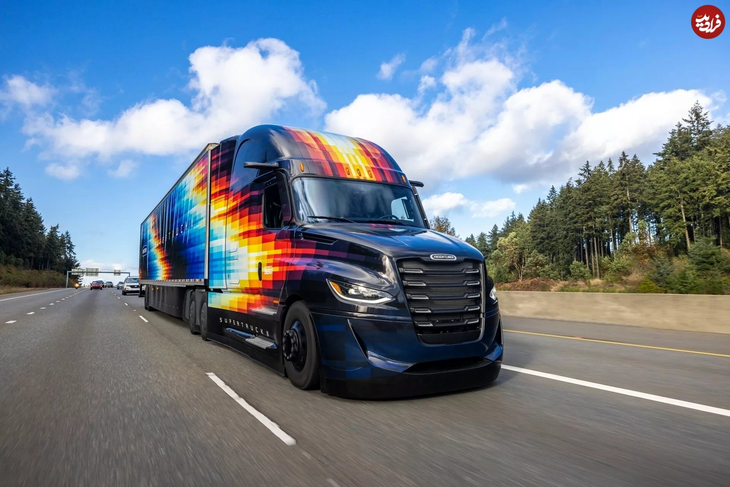 Freightliner-SuperTruck-II-8_11zon