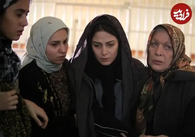 mahboobeh_bayat_fanpage_1649684919_2814083523377520211_48573397588_11zon