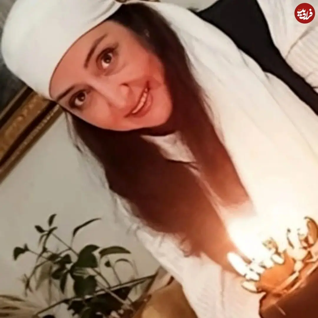 arezuafshar1_1755629405_3702810291981368808_3318615673_11zon