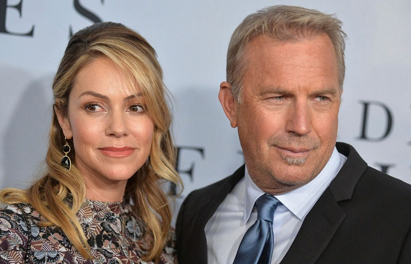 2-skynews-kevin-costner-costner-divorce_6143182_6_11zon