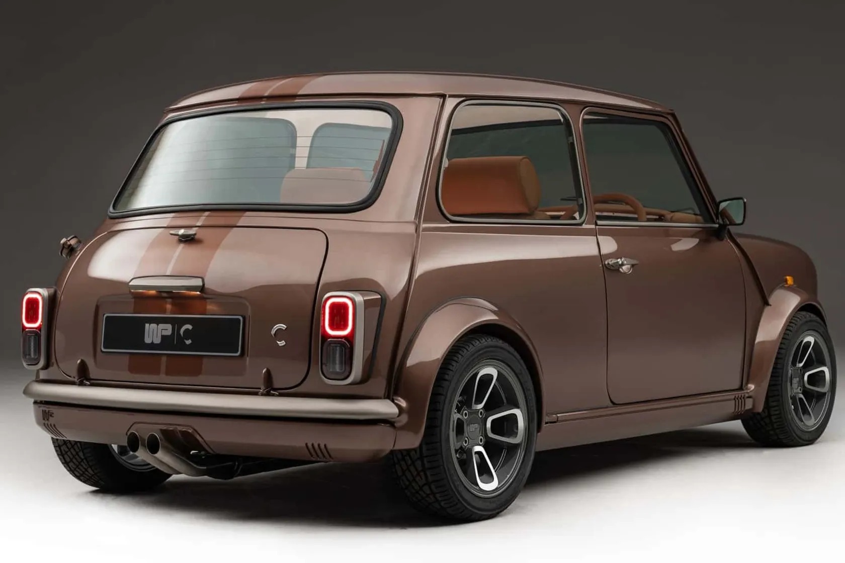 wood-and-picket-mini-by-callum-2-685e6daf881b5331b393b6e8_11zon