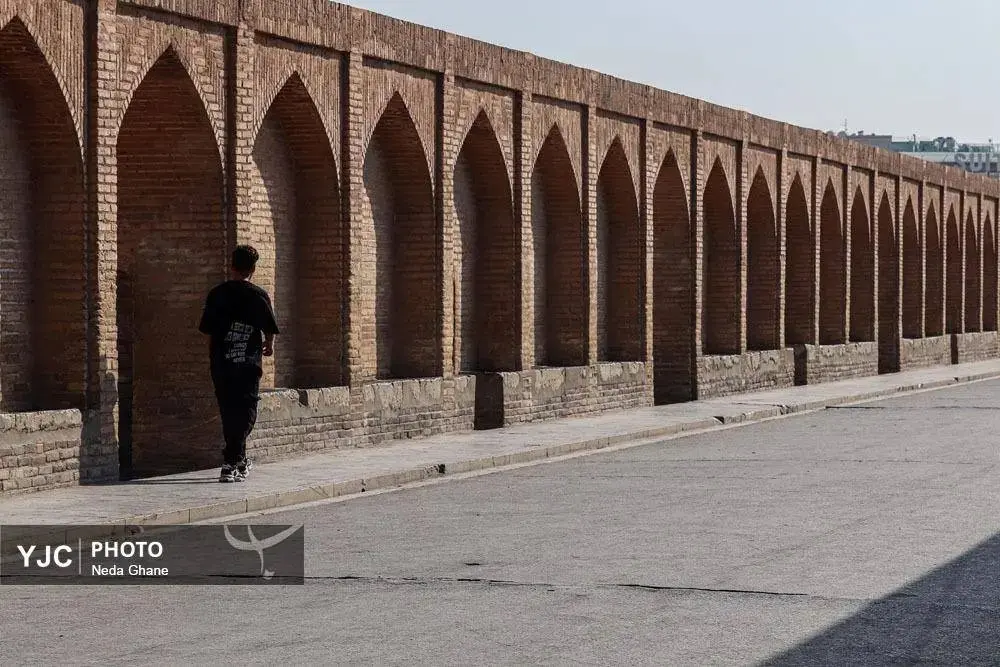 تصاویر؛ ادامه فرونشست زمین در اصفهان