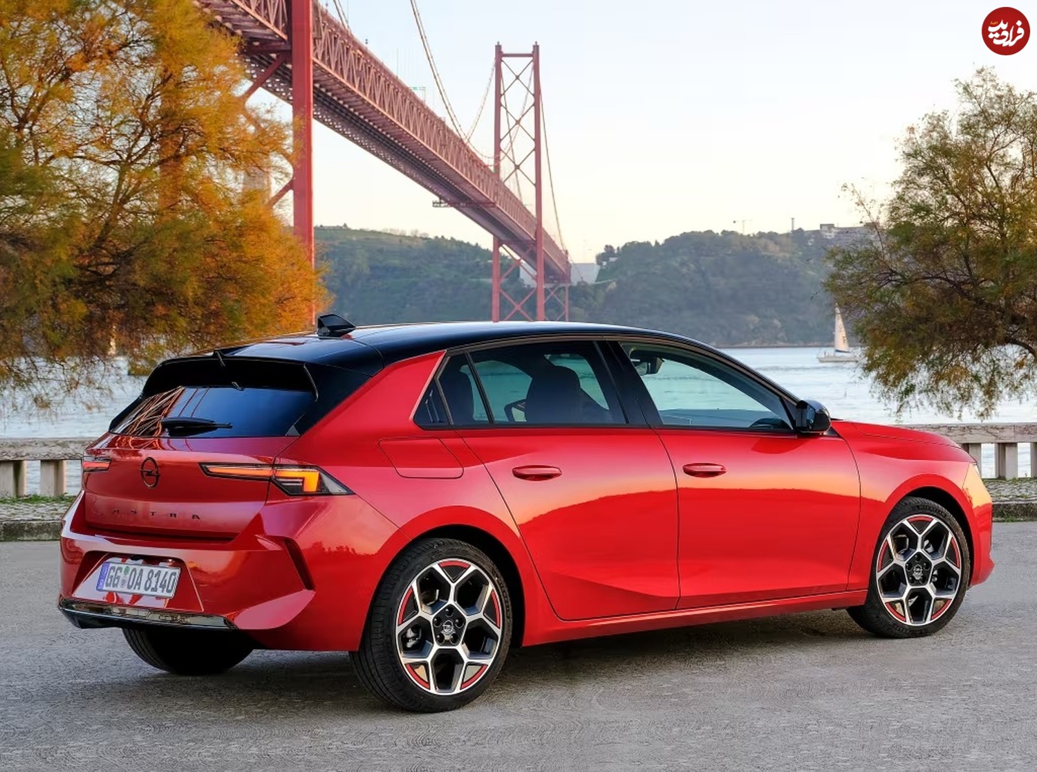 opel_astra_-gs-hybrid-3_11zon