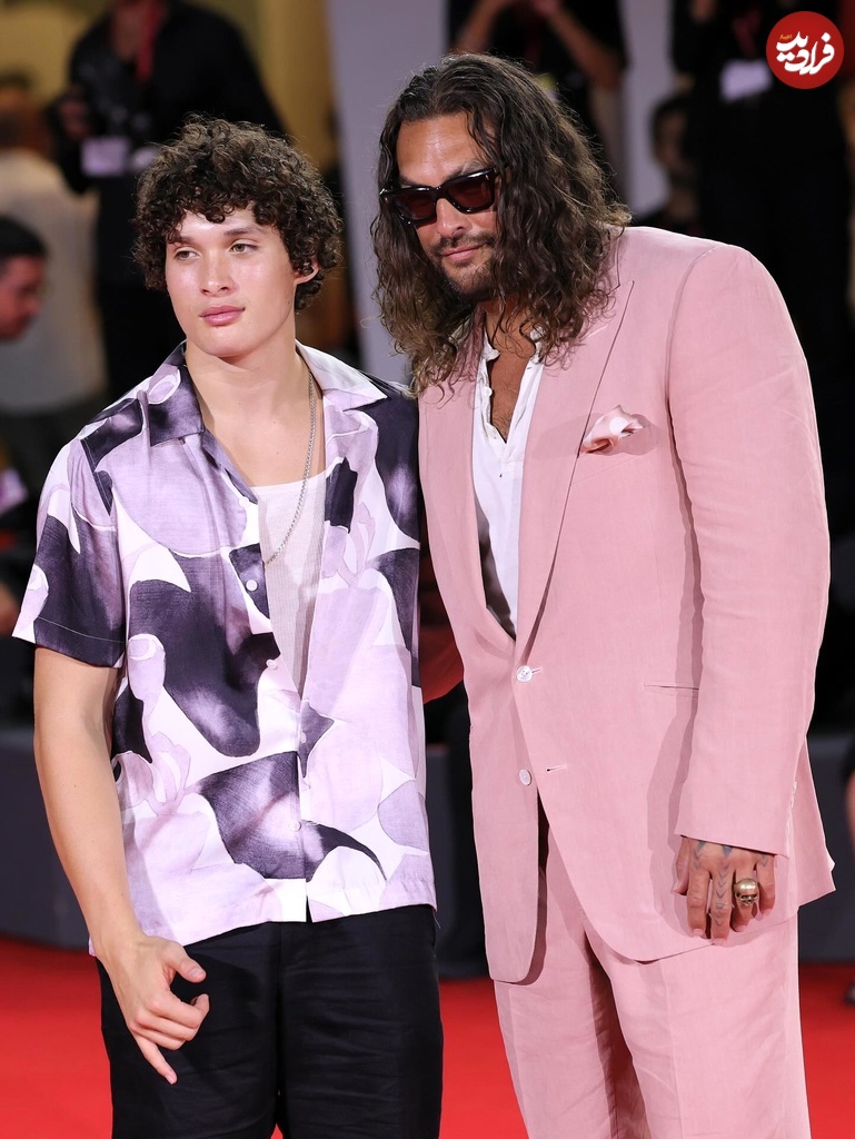 justjared_1756946773_3713861172820176414_193255319