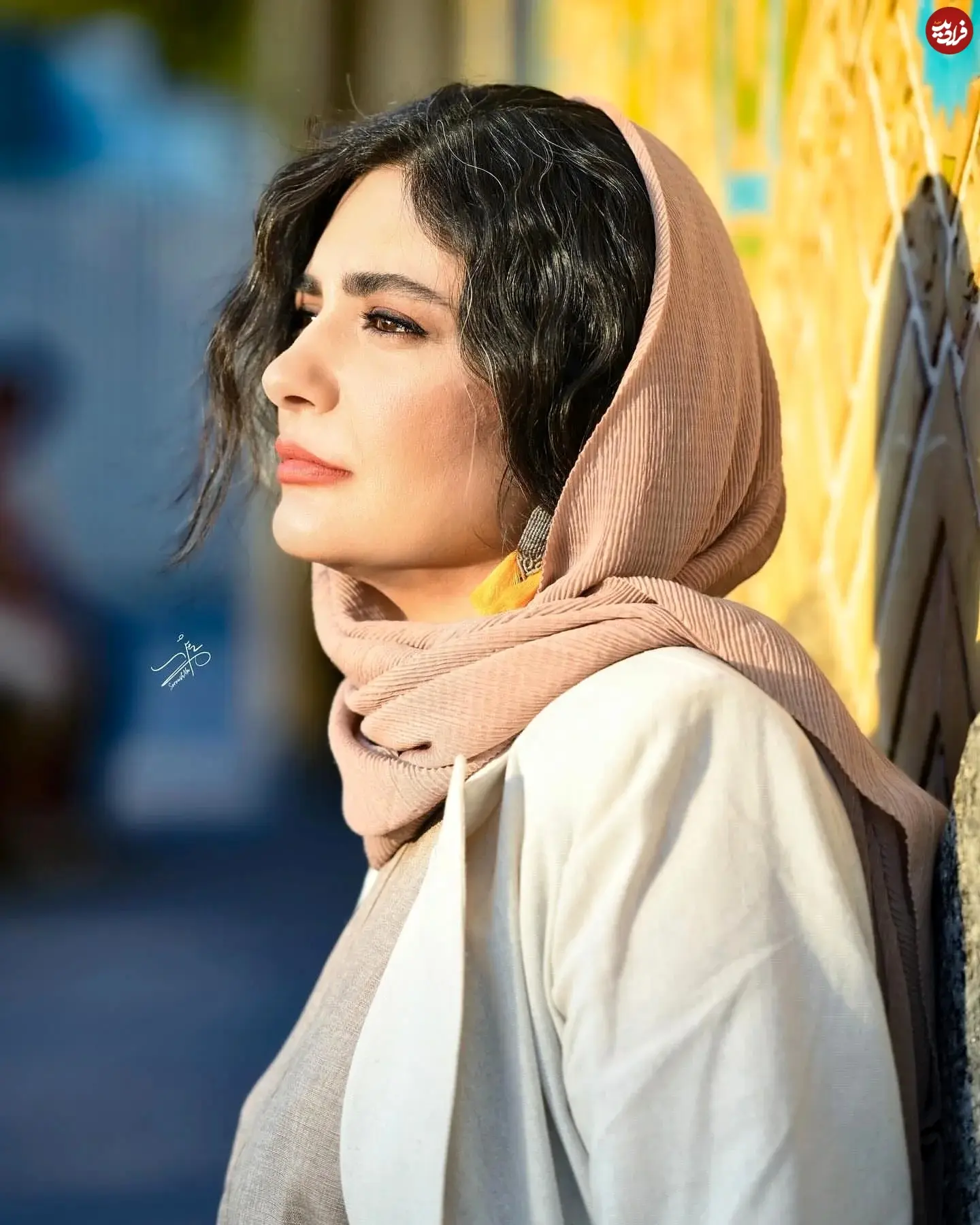 manotoartist_1764048797_3773437263364265990_49074114472_11zon