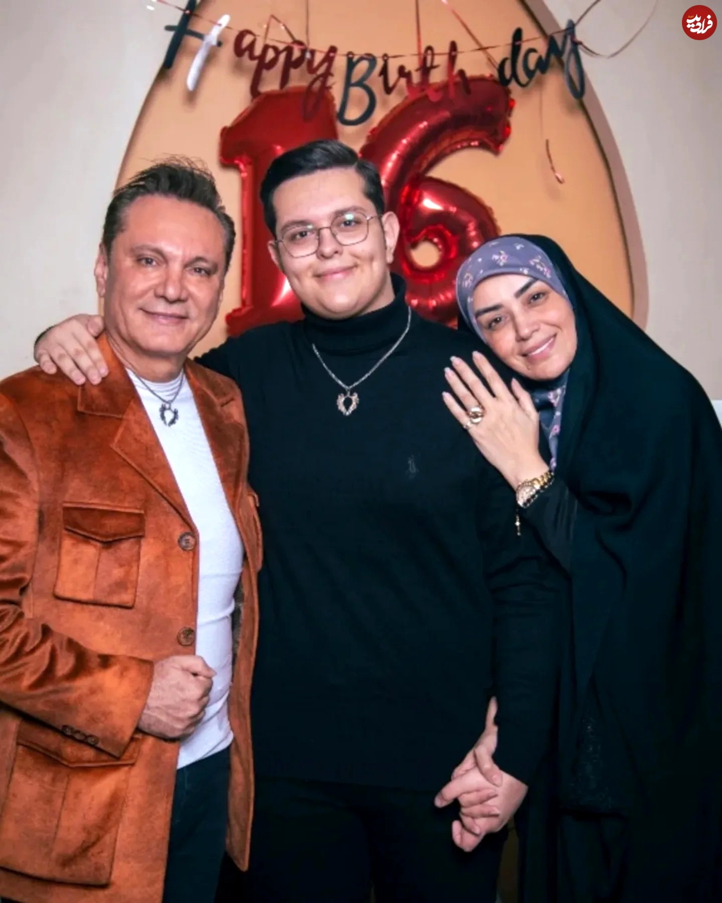 honarmandan_marof_1738057972_3555410421978257831_5711412323_11zon