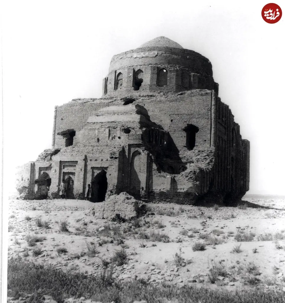 گنبد هارونیه 1272-133