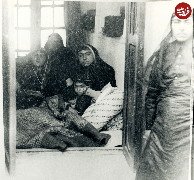 عکس؛ سفر به تاریخ؛ وقتی «زن ناصرالدین شاه» مریض بود؛ 130 سال قبل عکس؛ سفر به تاریخ؛ وقتی «زن ناصرالدین شاه» مریض بود؛ 130 سال قبل