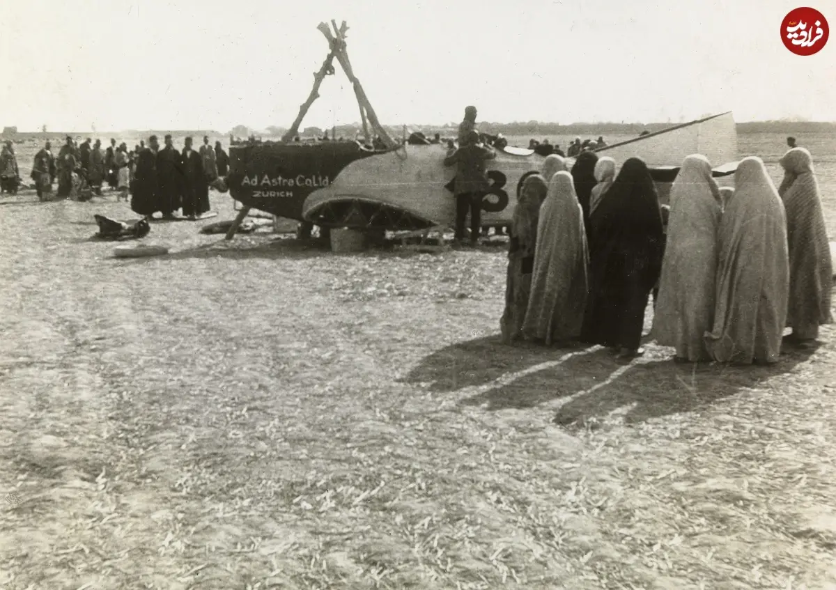 ETH-BIB-Bruchreparatur_A-20_am_Boden_in_Damsob