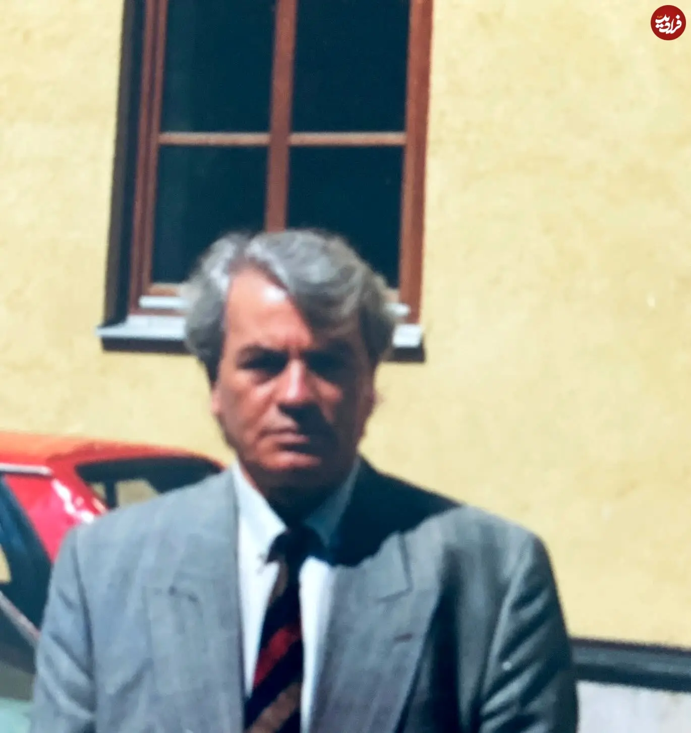 mahrokh_boutimar_1765270160_3783682802983399696_4219334761