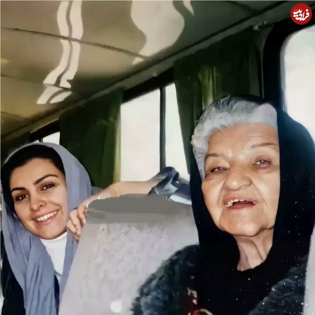 عکس؛ سفر در زمان؛ «پروین سلیمانی و نوه مشهورش» سوار بر اتوبوس؛ دهه 80 عکس؛ سفر در زمان؛ «پروین سلیمانی و نوه مشهورش» سوار بر اتوبوس؛ دهه 80