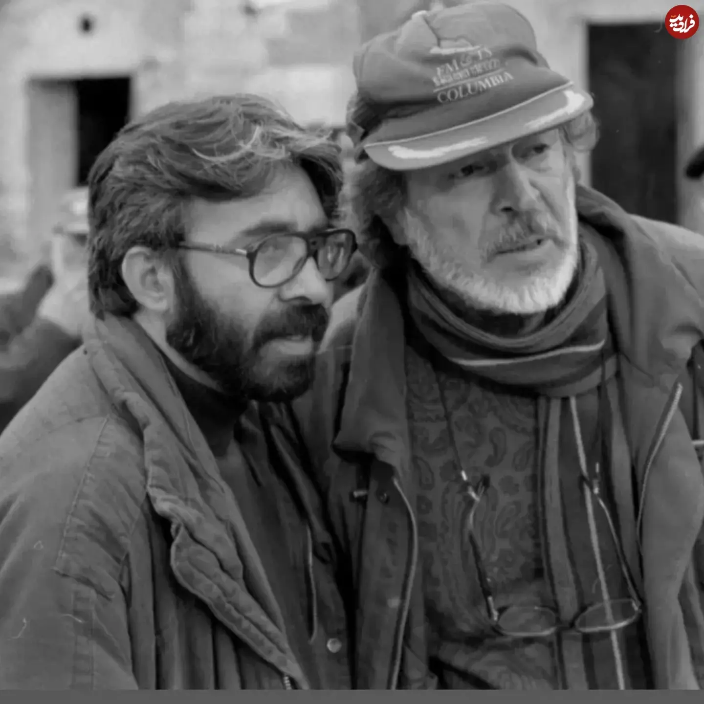 عکس| سفر به گذشته؛ «ایرج قادری» در پشت صحنه فیلم پنجه در خاک؛ سال ۷۶