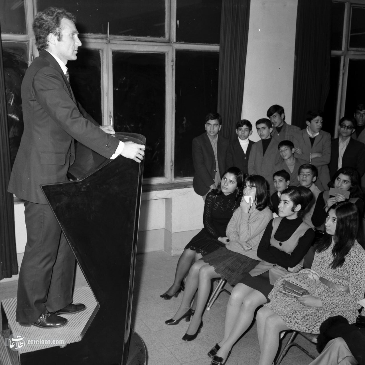 تصاویر؛ سفر در زمان؛ عکسهای دیدهنشده از «حسین کلانی» ستاره پرسپولیس که عراقچی او را ستایش کرد تصاویر؛ سفر در زمان؛ عکسهای دیدهنشده از «حسین کلانی» ستاره پرسپولیس که عراقچی او را ستایش کرد