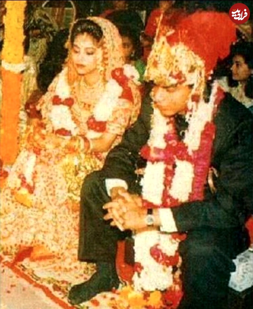 shah_rukh_khan_and_gauri_khan_wedding_fb_srk_fan-3_11zon