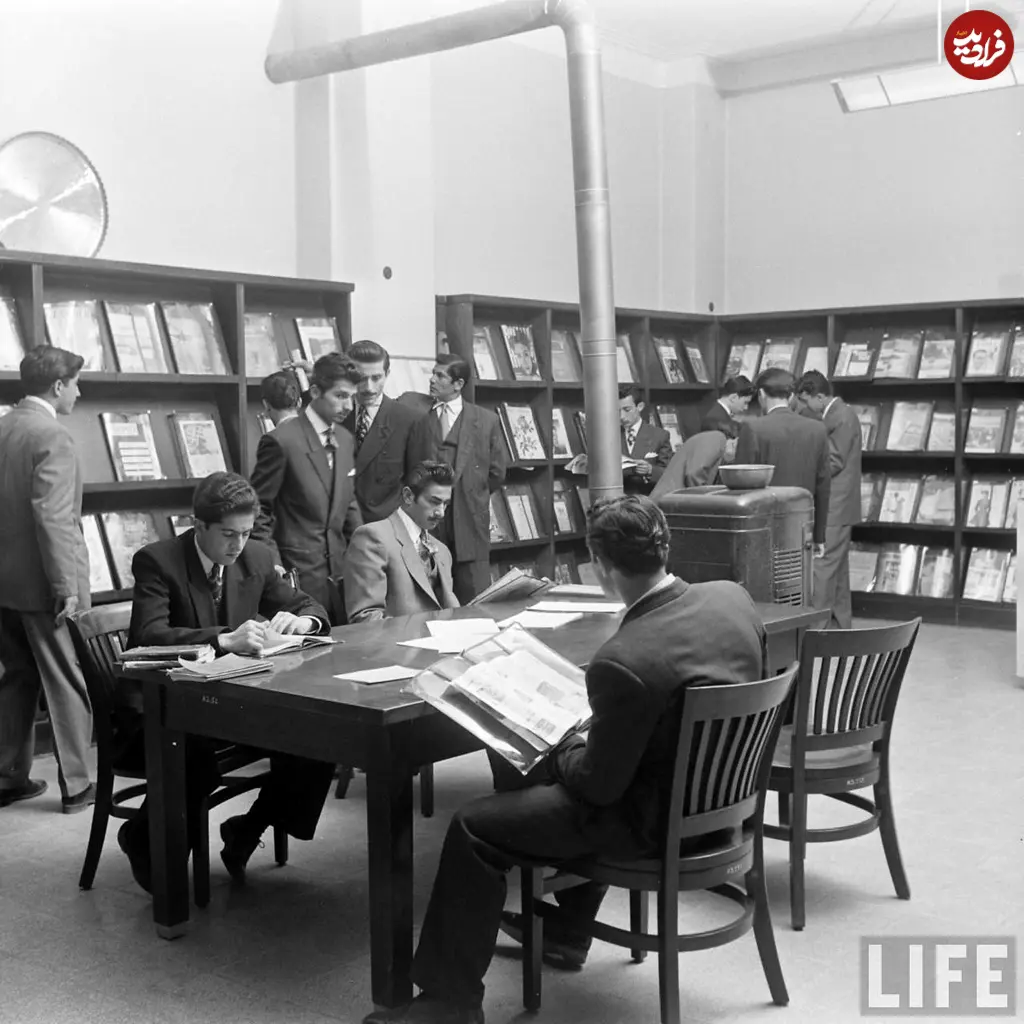 کتابخانه آمریکایی 30