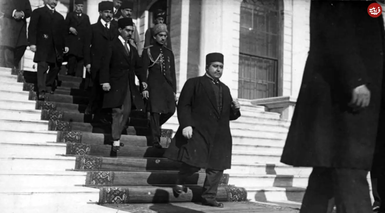 عکس| سفر در زمان؛ «احمدشاه» در آغاز مسافرت اول خود به اروپا و در استانبول