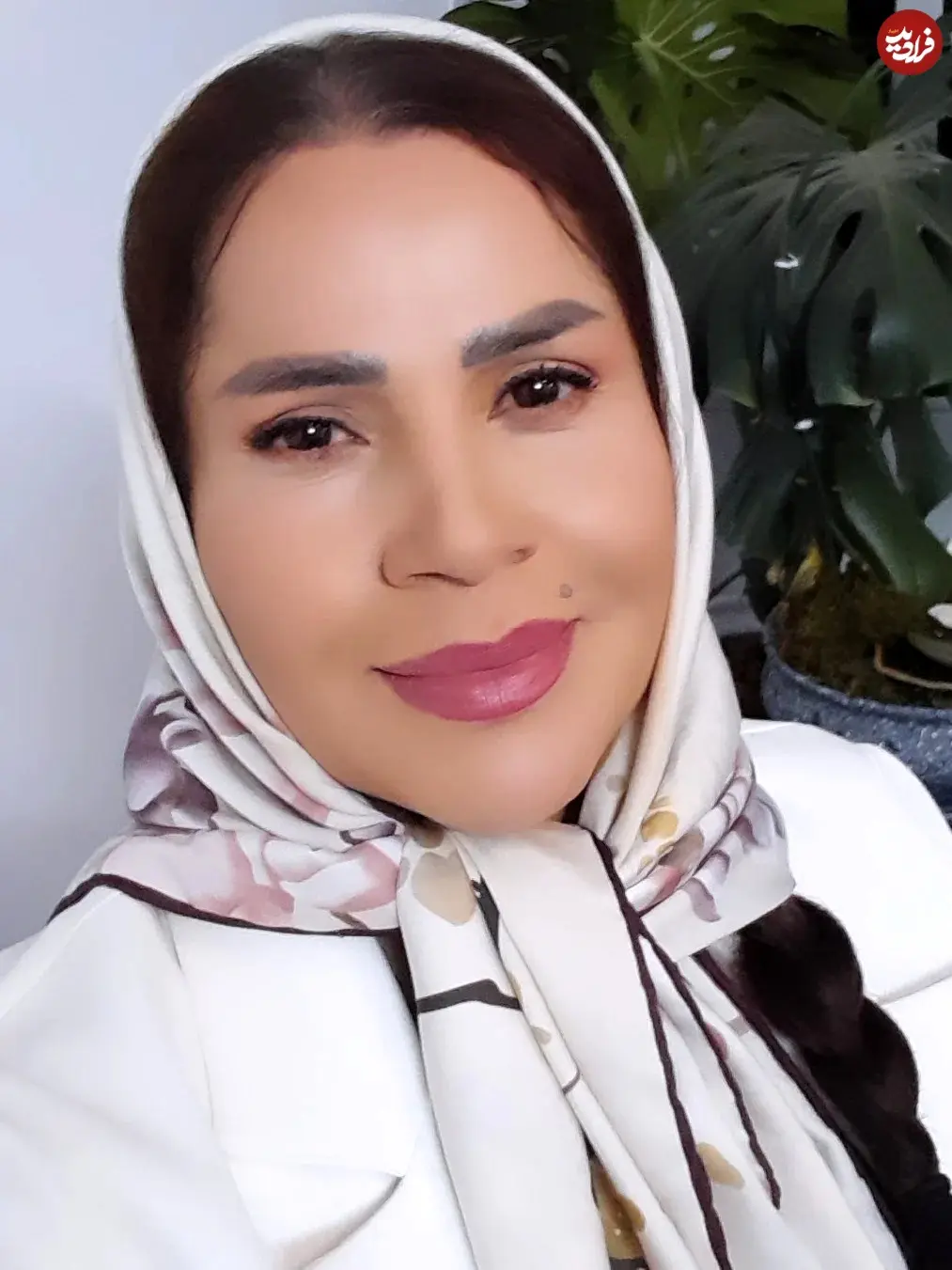 saghizinatii_1762271726_3758530115375060047_1765139348_11zon