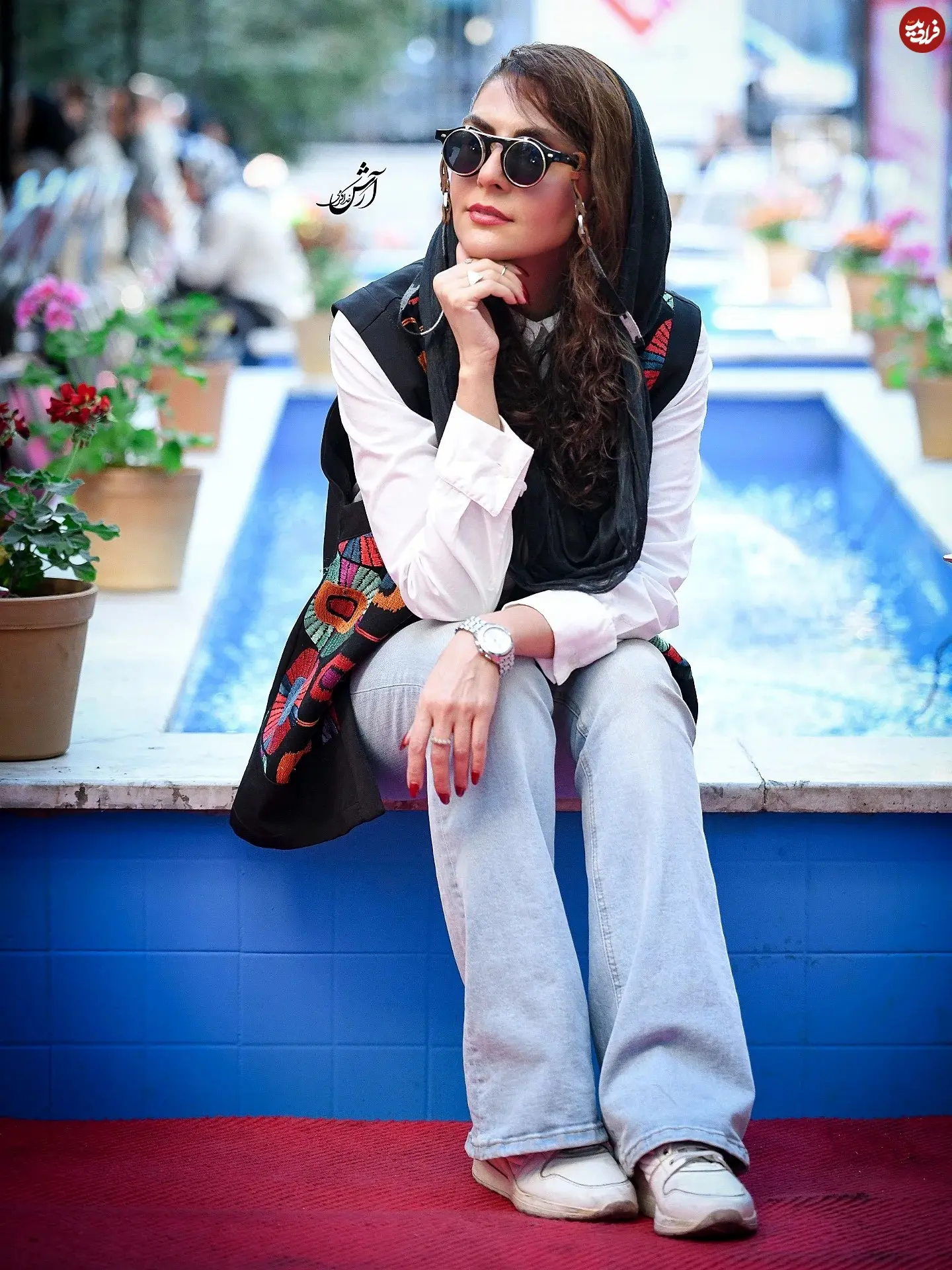 arash_khodakaramiii_1761511284_3752151064725178687_1992931968_11zon