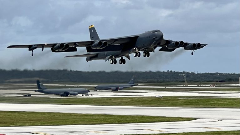 B-52-Bomber-1-767x432