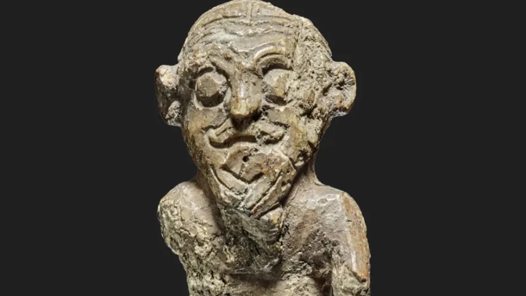 عکس؛ این مجسمه کوچک احتمالاً نخستین پرتره شناختهشده از یک وایکینگ است عکس؛ این مجسمه کوچک احتمالاً نخستین پرتره شناختهشده از یک وایکینگ است