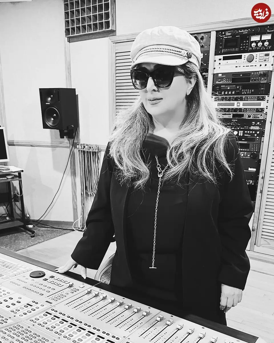 leilaforouhar_1707888043_3302326719863317669_683097880