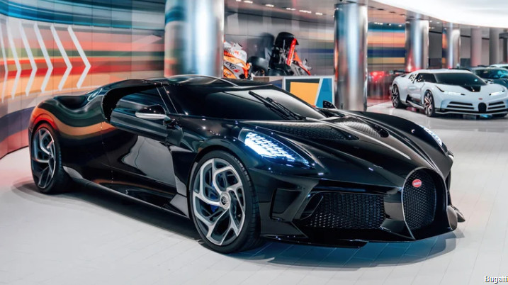 2021-Bugatti-La-Voiture-Noire