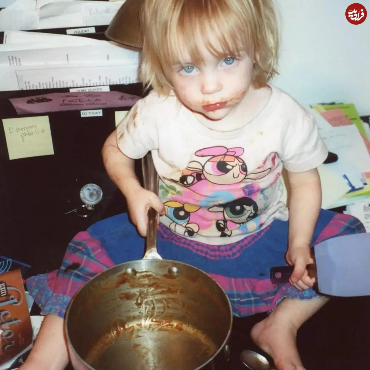 billie-eilish-throwback-013024-4-43d602ff341e426385e9953ce9349285_11zon