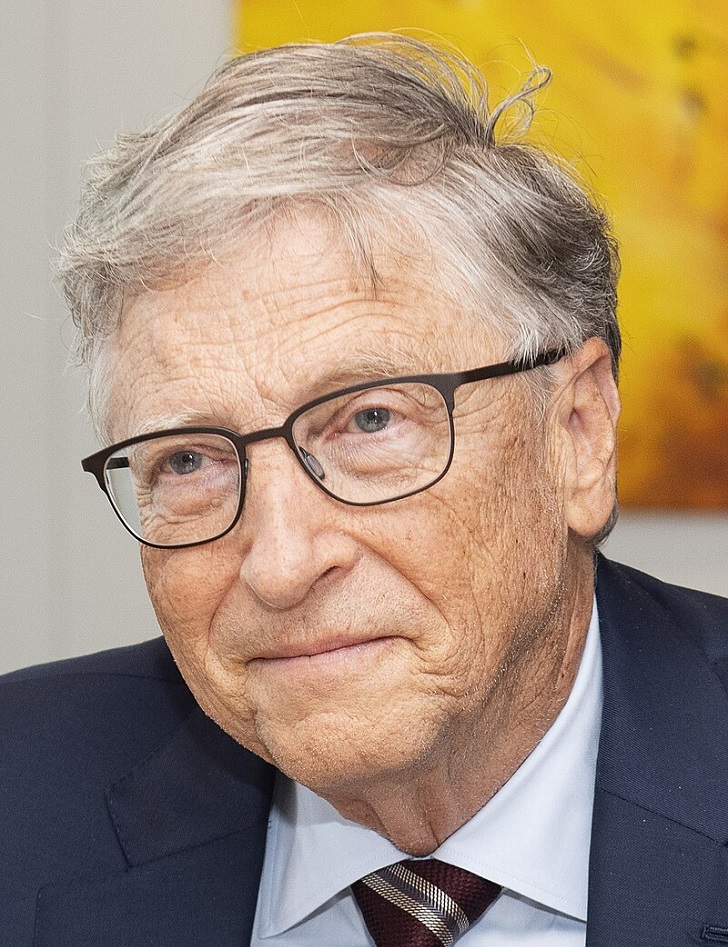 Bill_Gates_-_2023_-_P062021-967902_cropped