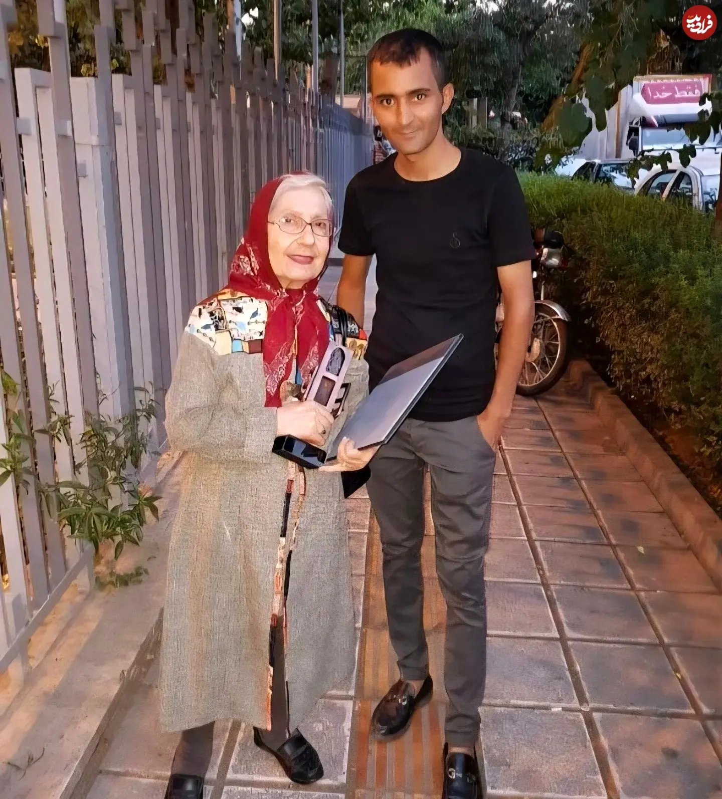 mrmostafaei_bir_1766769676_3796261653864782077_8882199702_11zon