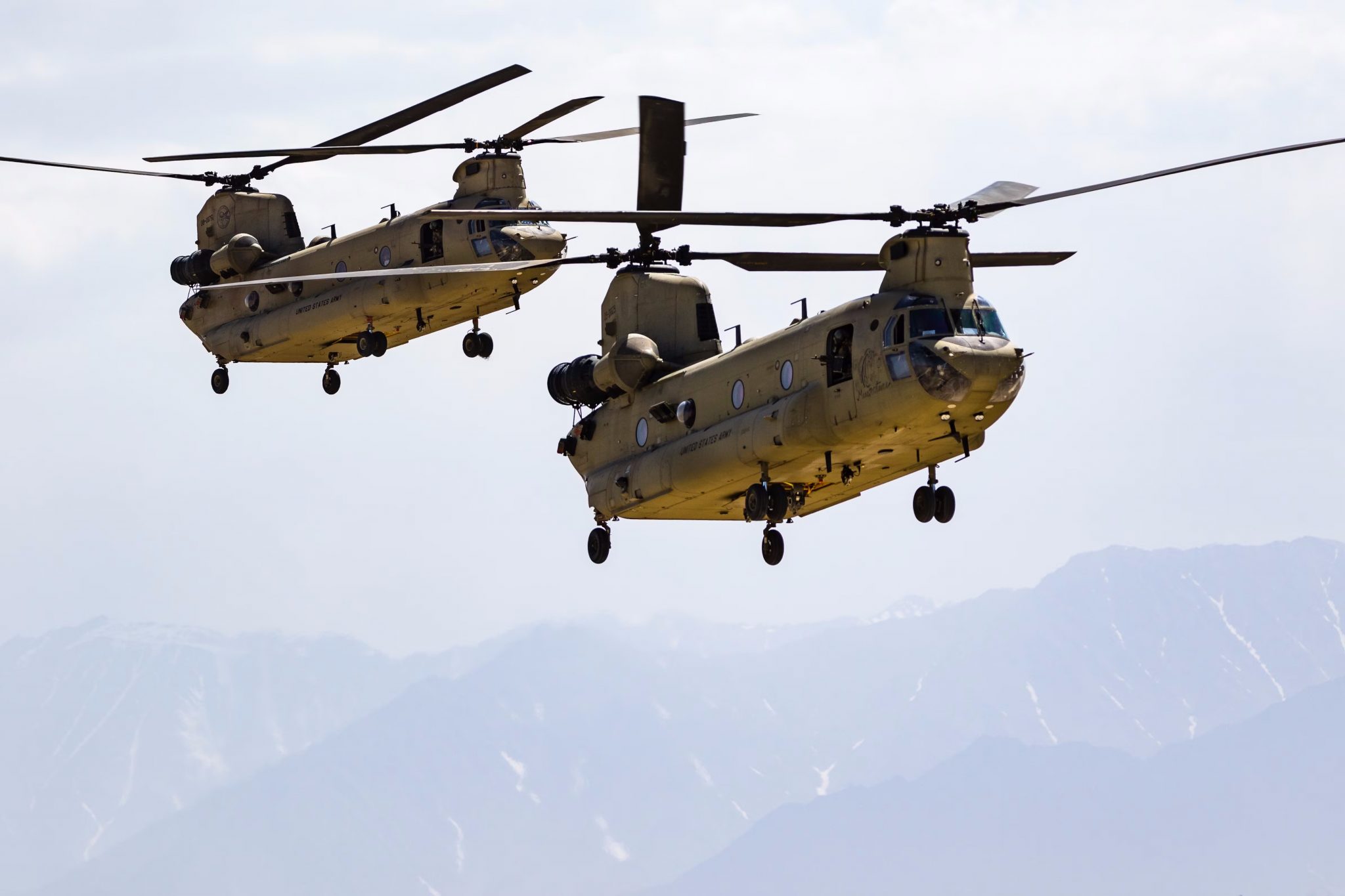 chinooks-2048x1365