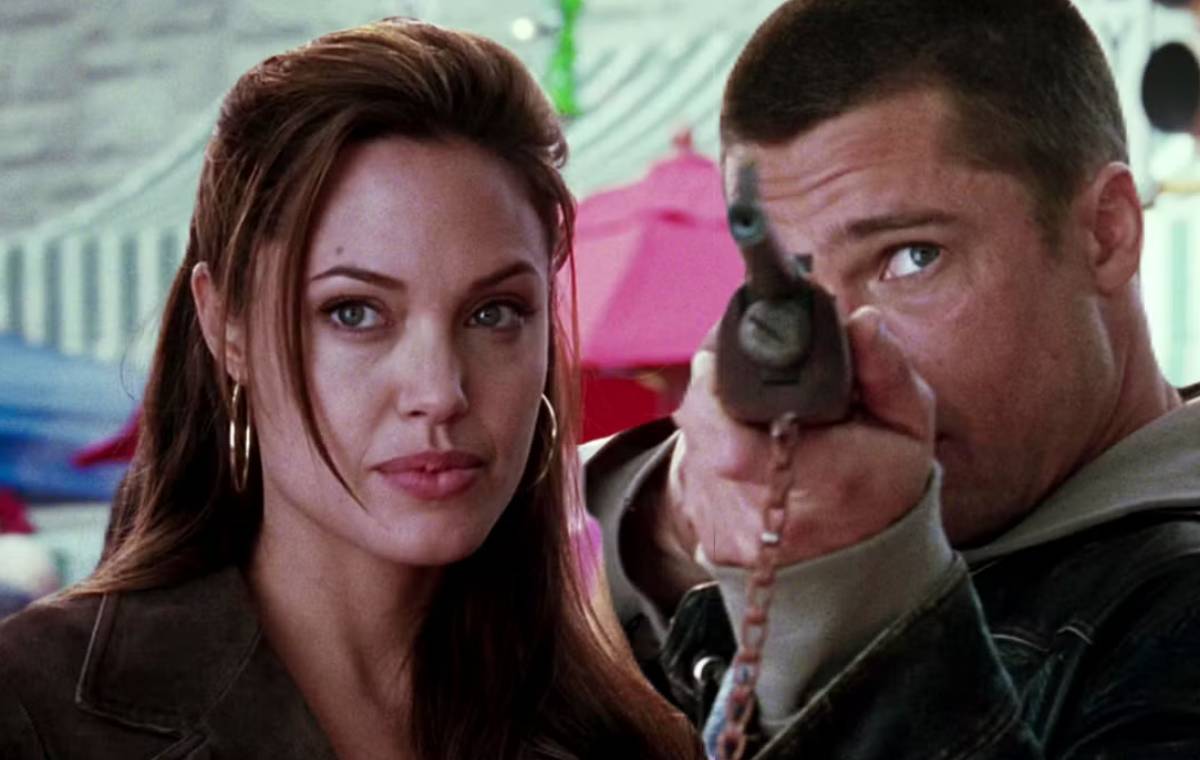 brad-smith-and-angelina-jolie-as-mr-and-mrs-smith-at-the-carnival-edited