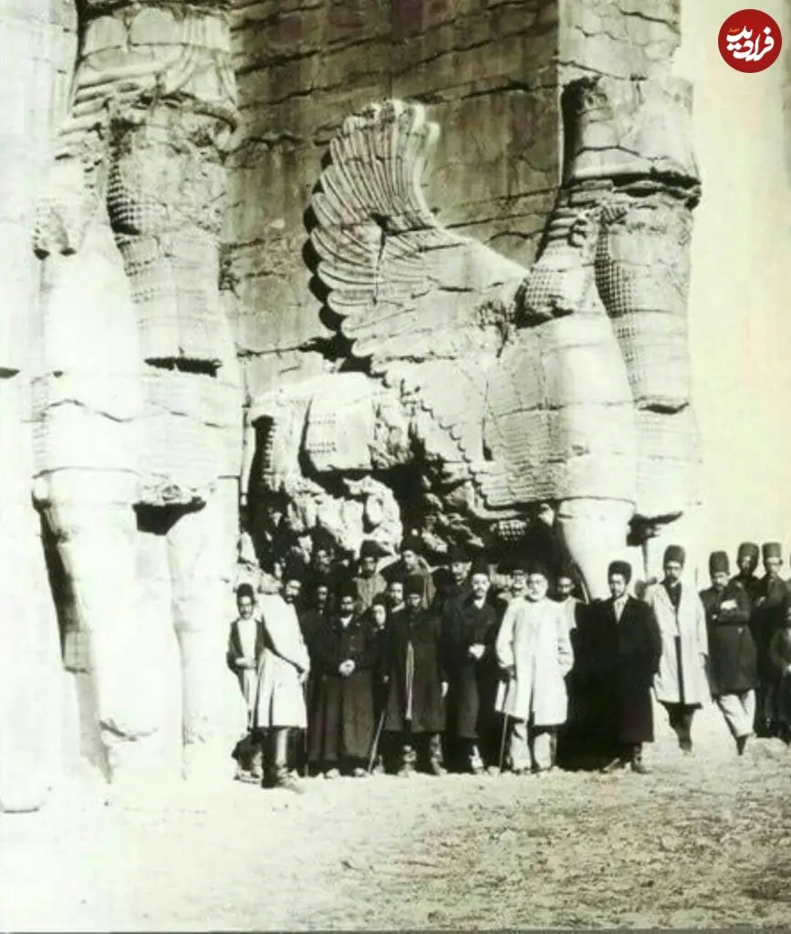 donyayebazigaran.official_1537985045_1877077071882515493_2058443092