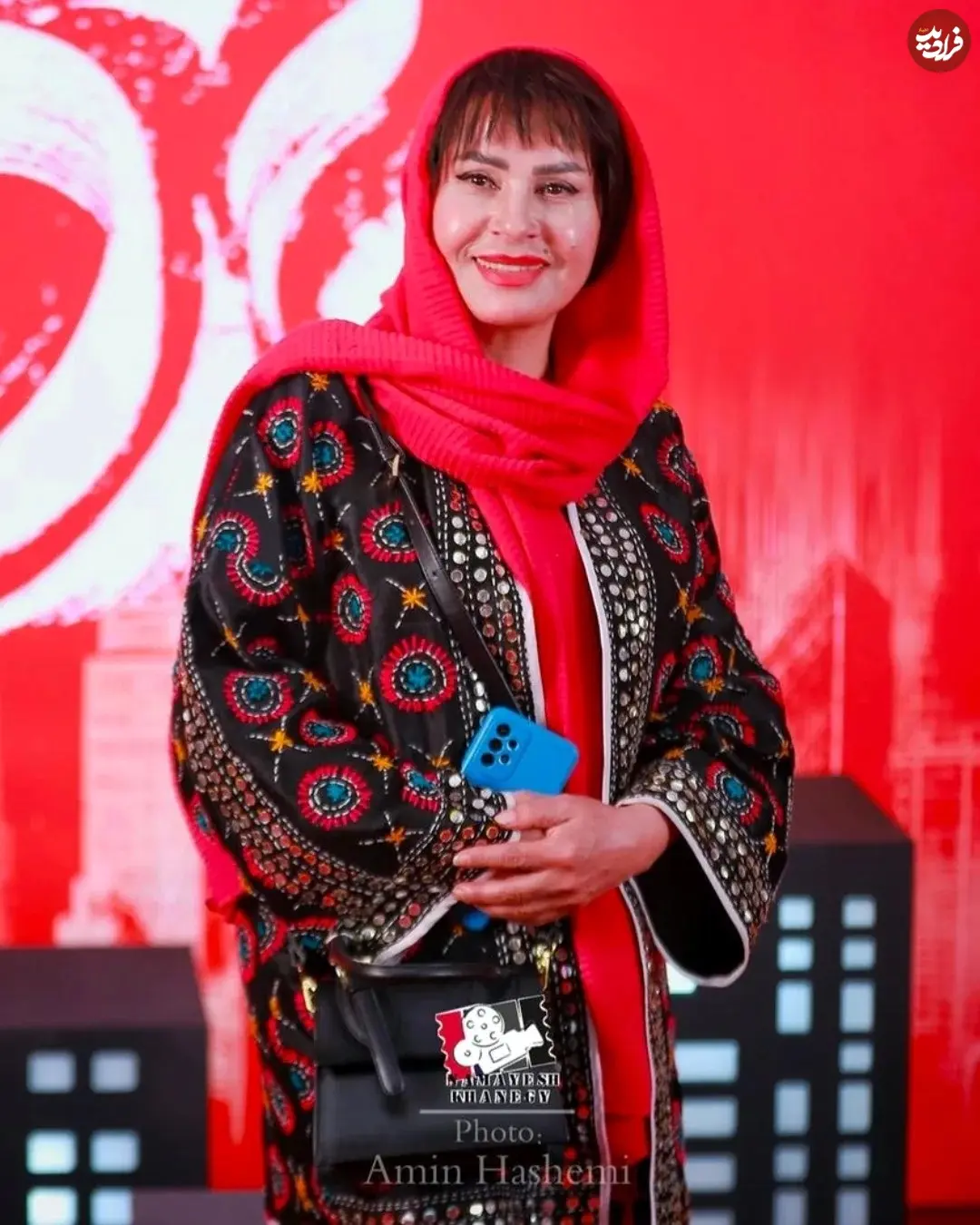 saghizinatii_1746550470_3626650659518373076_1765139348_11zon