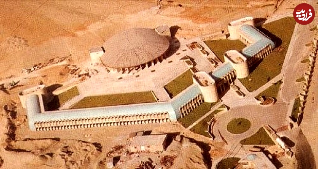 Damavand_College_by_Frank_Lloyd_Wright_Foundation_in_cooperation_with_Nezam_Ameri_Kamooneh_Khosravi_consulting_Co_IRAN__2_-333-800-506-100