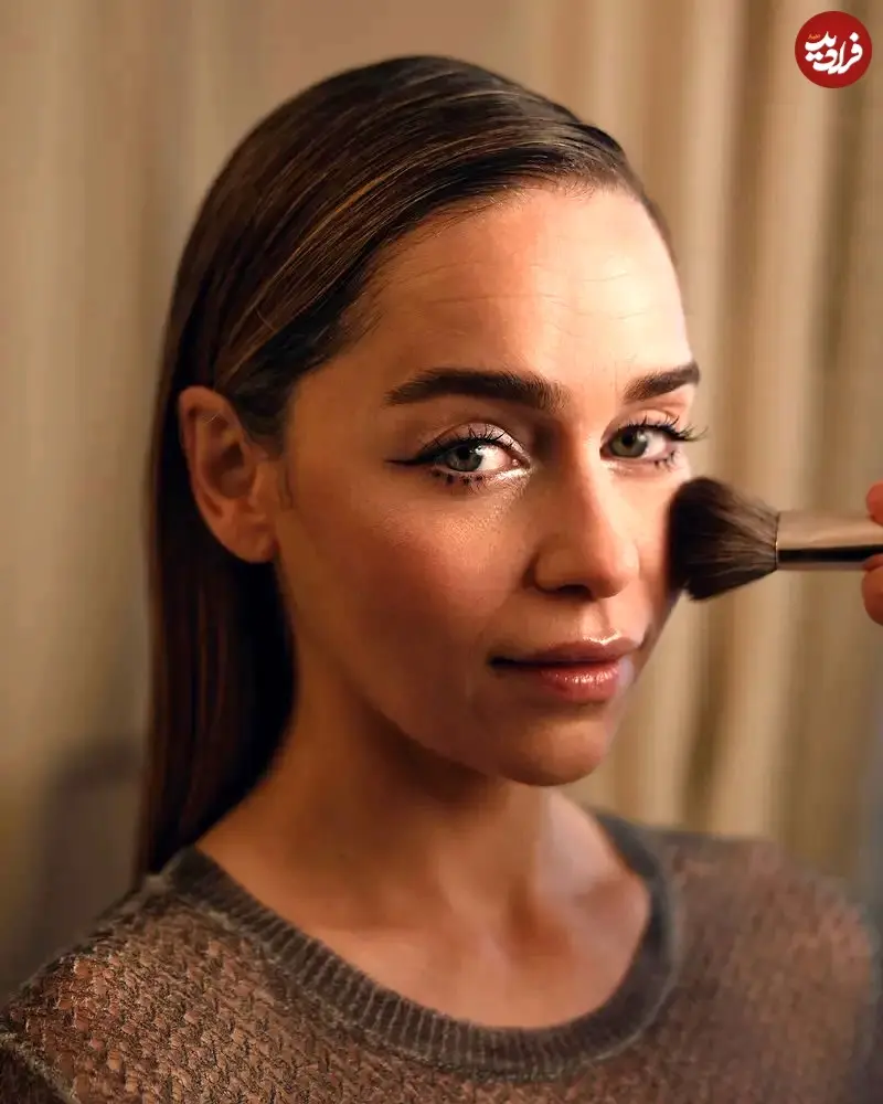 emilia_clarke_1759594734_3736073874380208772_1809062259