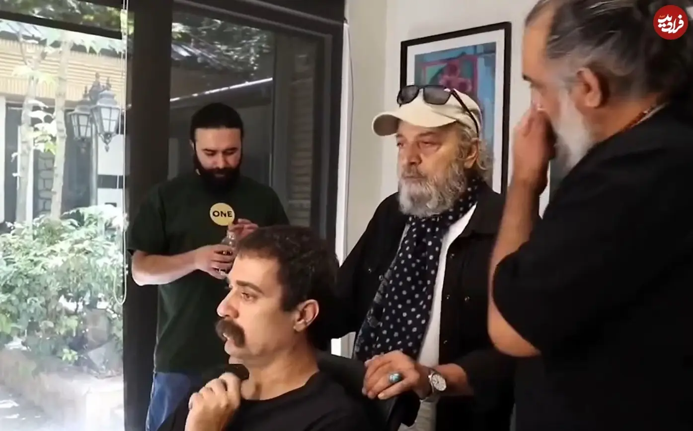 عکس| سفر در زمان؛ «ارسطو و سیروس مقدم» در اتاق گریم «سریال پایتخت 7»