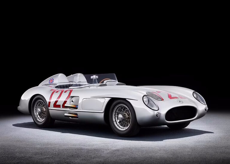 57730111-12746791-The_1955_Mille_Miglia_victory_is_still_considered_Sir_Stirling_M-a-4_1699956066416-768x550