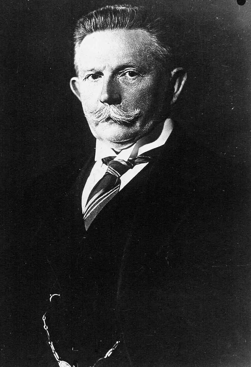 105