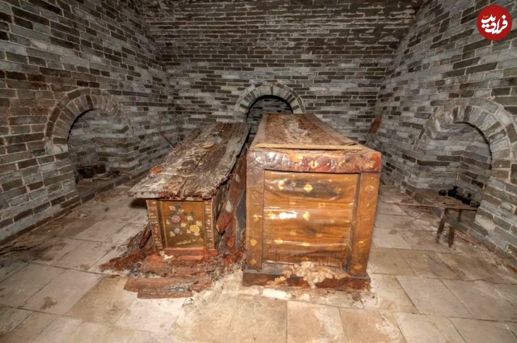 shanxi-tomb-coffins
