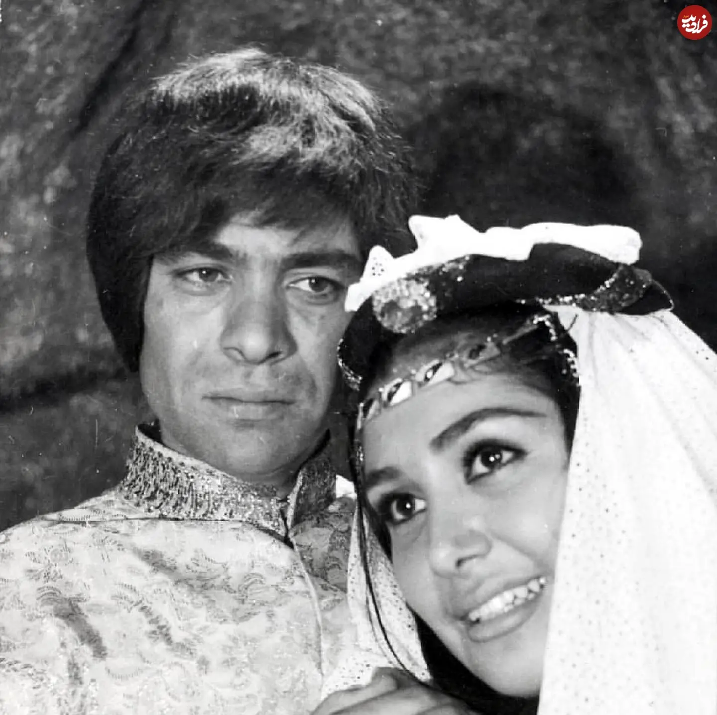 roozegare.ghadim_1637924806_2715432543077797983_26201165724