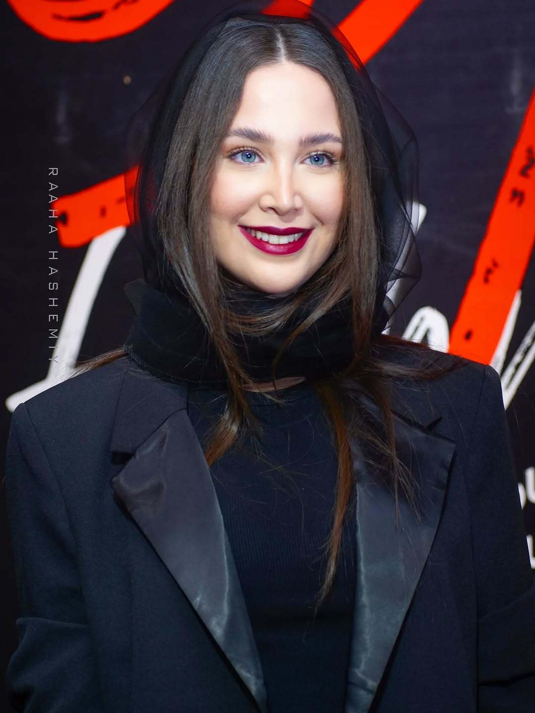 33