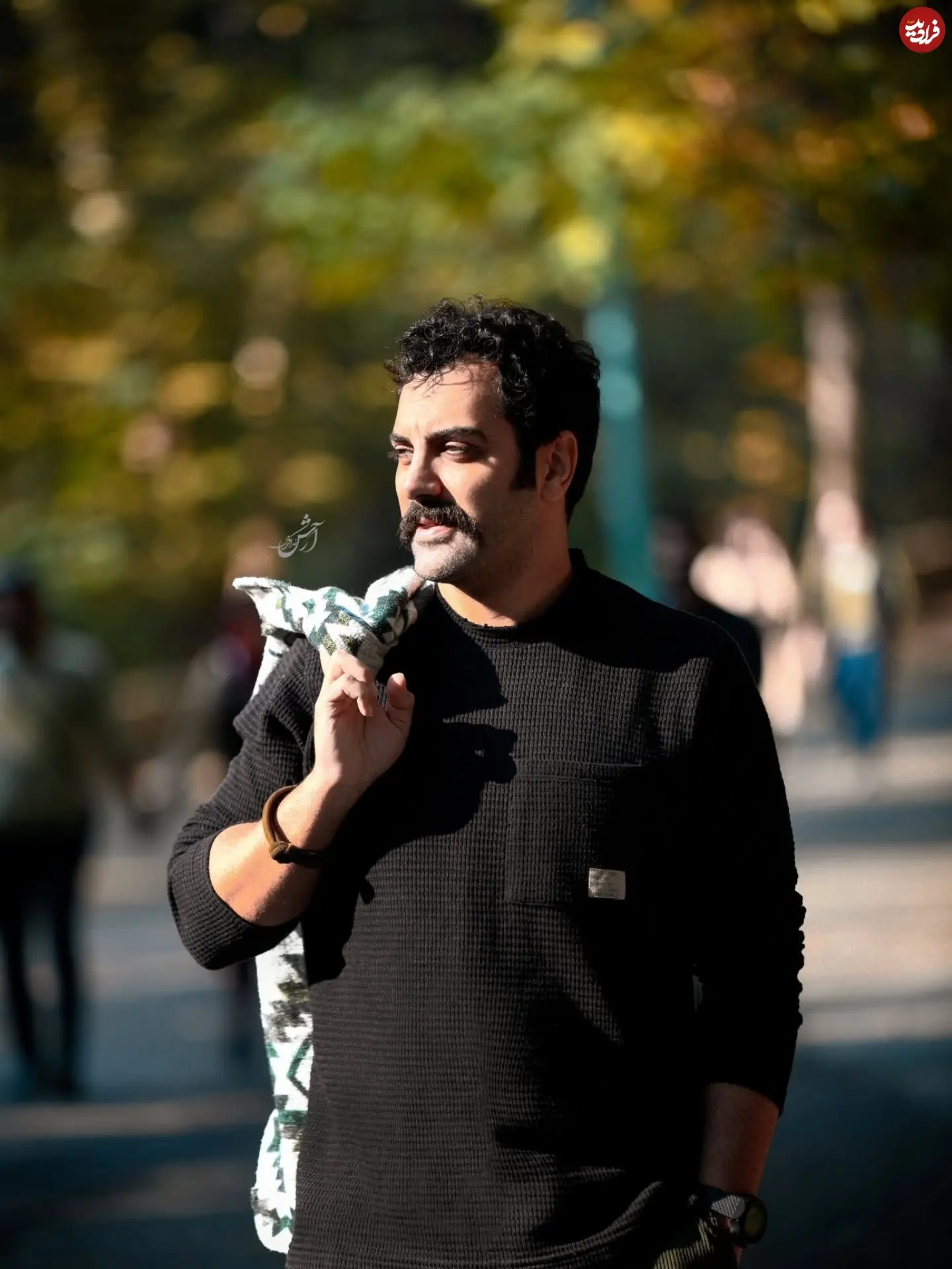 11zon_bahadorzamani.official_1763043290_3765002461321810136_1458476138