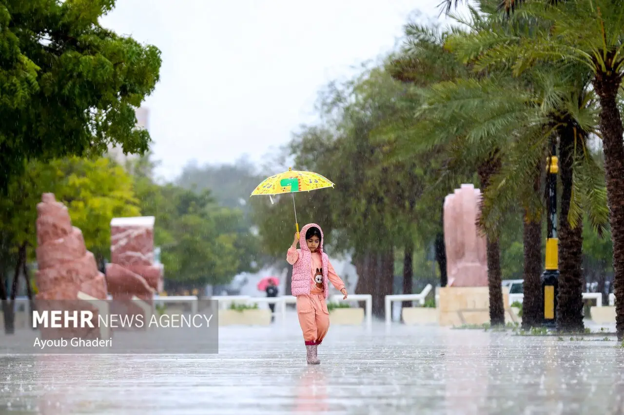تصاویر؛ باران پائیزی جزیره کیش